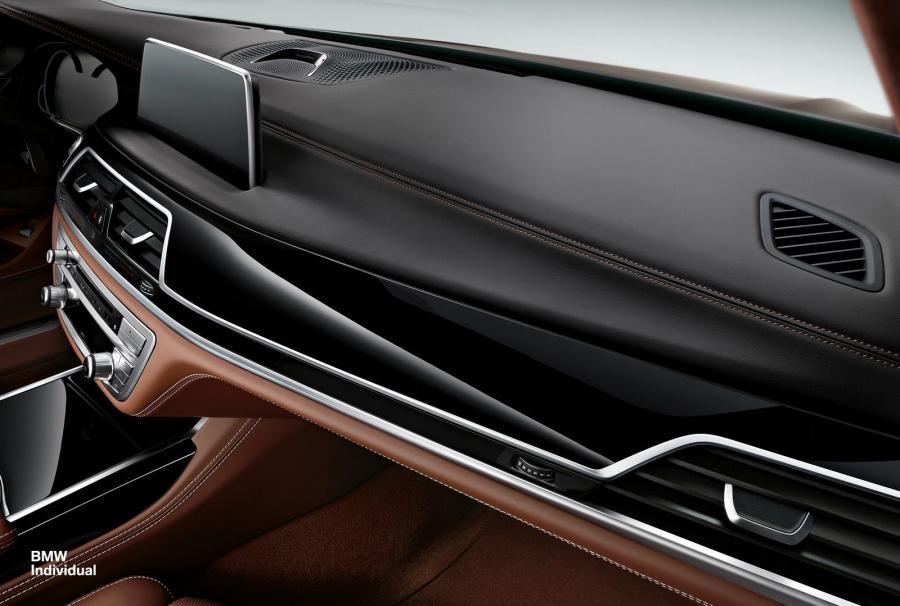 BMW 7-Series Individual 2016 года  (фото 10 из 11)